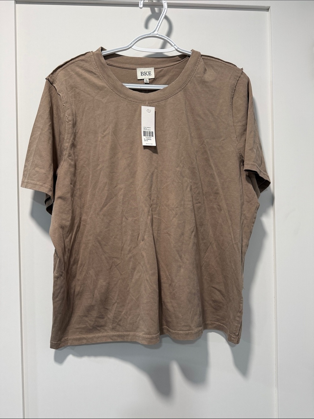 BKE Women’s T-Shirt in Taupe Brown